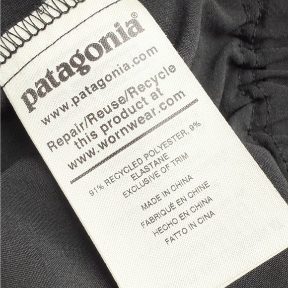 Patagonia Women’s Fleetwith Belted Jumpsuit with Pockets Black Sz M - Picture 2 of 6